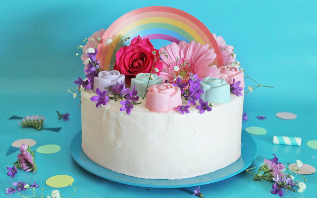 ricetta-torta-trionfo-di-fiori-arcobaleni-supercolors