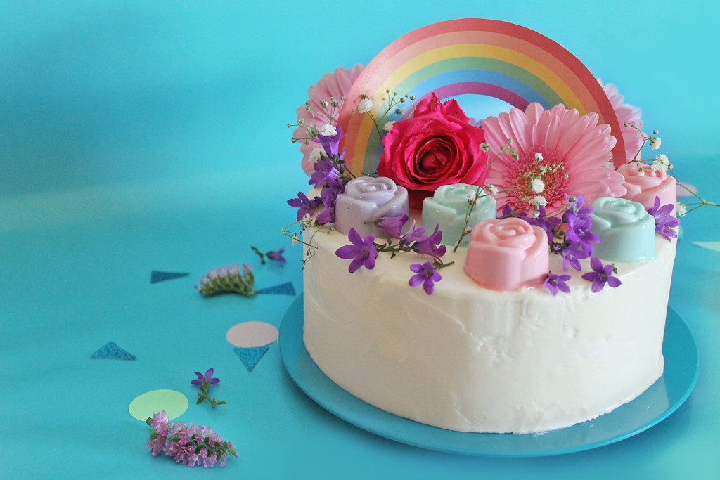 ricetta-torta-trionfo-di-fiori-arcobaleni-supercolors