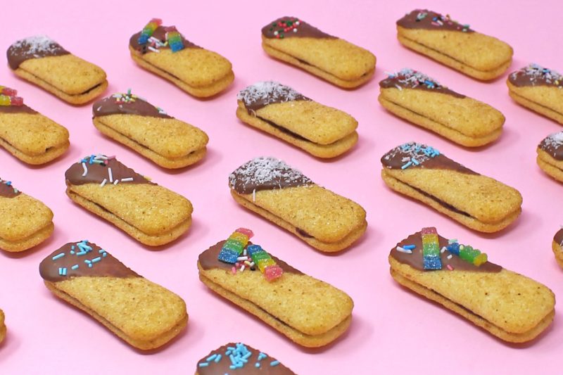 sandwich-pavesini-con-mascarpone-cioccolato-sandwich-super-colors-1-min