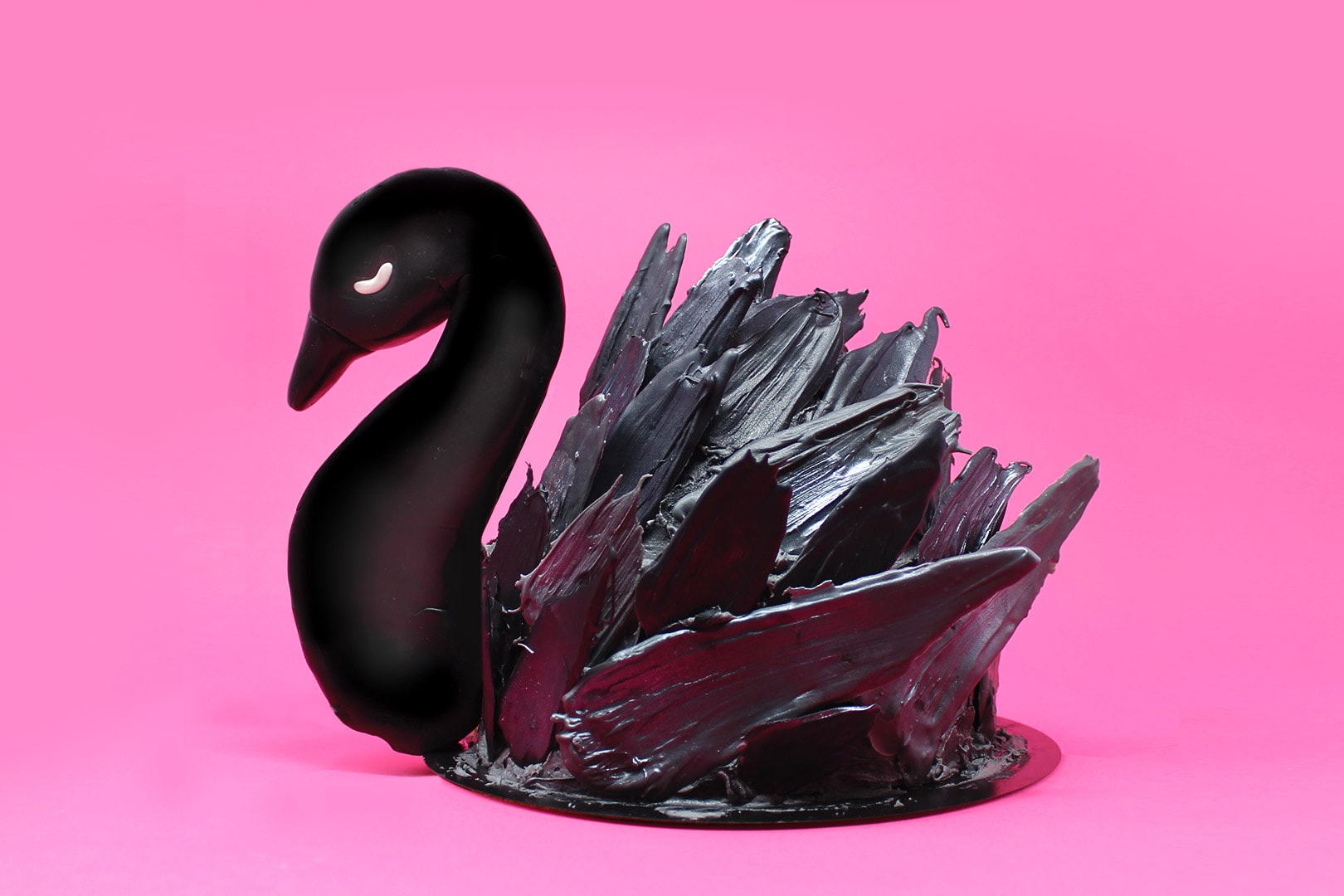 torta-cigno-nero-super-colors-paintbrush-cake-black-swan-4-min