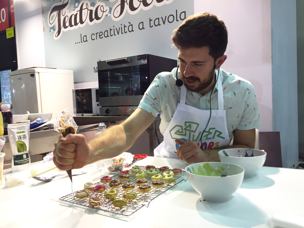 il-mondo-creativo-teatro-food-showcooking-super-colors-10